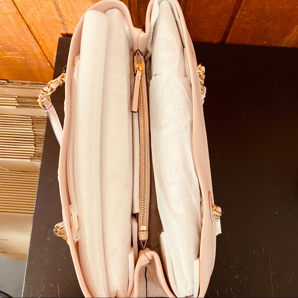 Tory Burch Fleming Triple Compartment Shoulder Bag - Picture 5 of 8